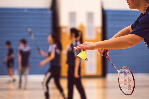 Équipement de badminton et sport : bien choisir pour performer